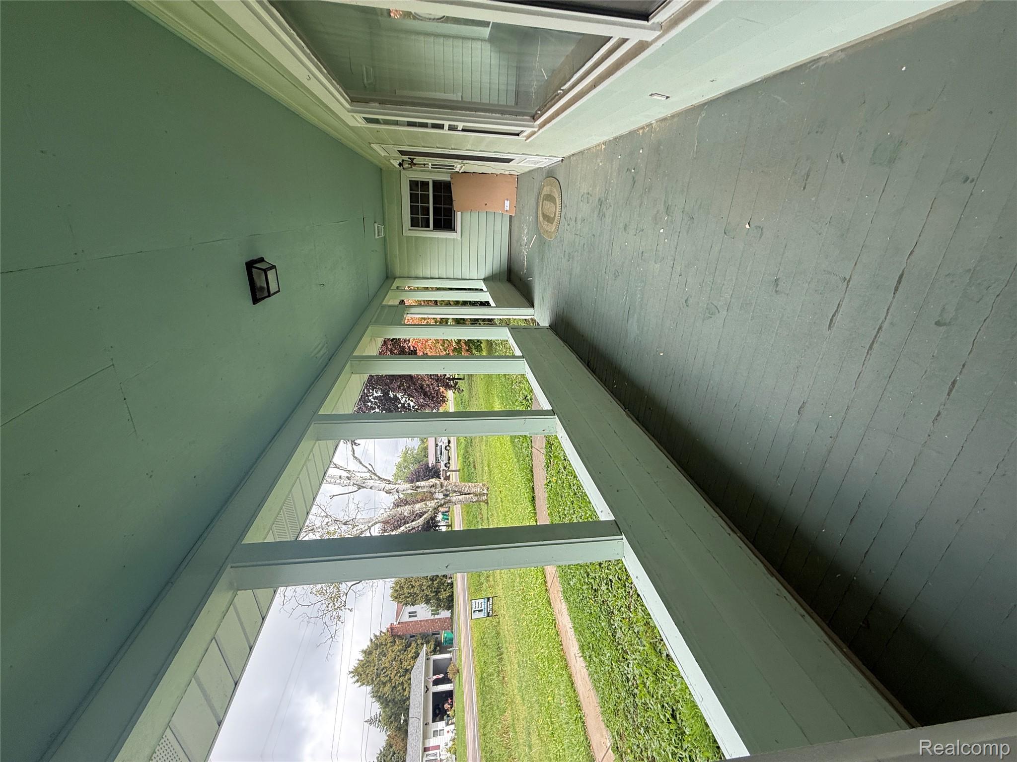3176 East Fisher Road Bay City, MI 48706 - Photo 14 of 25 View of unfurnished sunroom