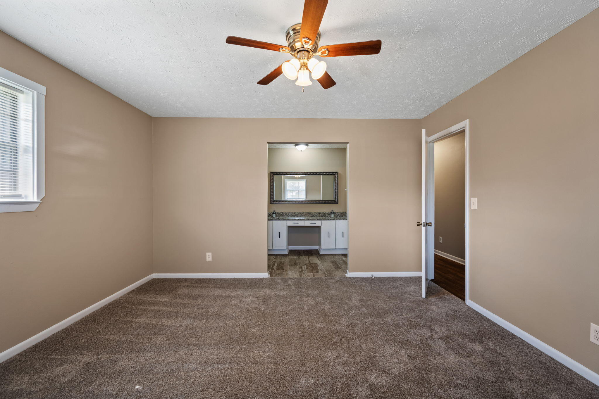 1011 Grand Center Road Chickamauga, GA 30707 - Photo 21 of 28 22-web-or-mls-DSC_2772