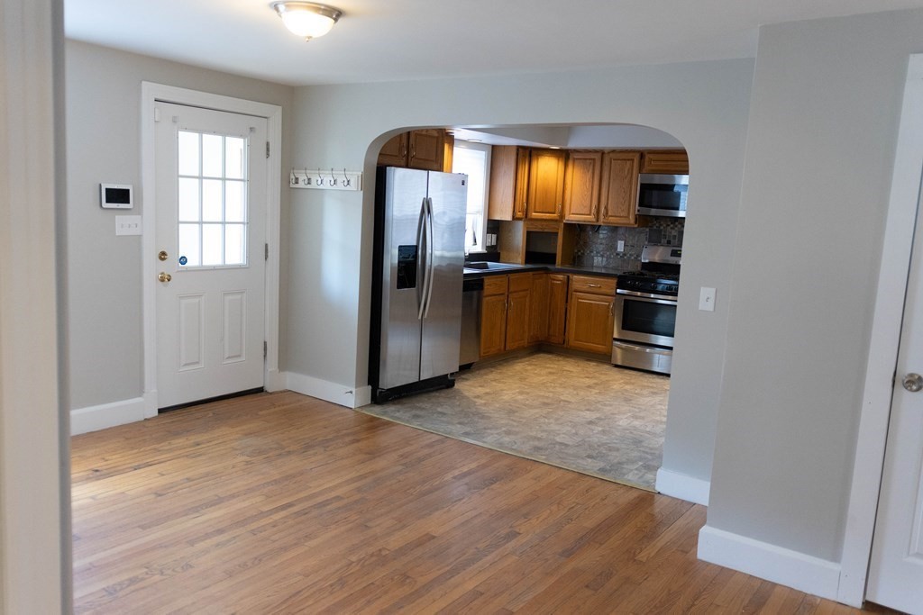 10 Spring Street South Hadley, MA 01075 - Photo 11 of 36 Gallery Image 11