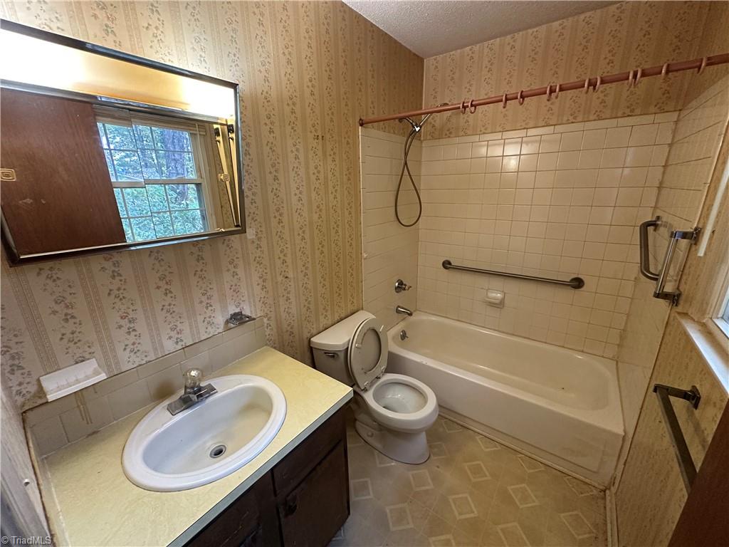 191 Laura Road Madison, NC 27025 - Photo 16 of 20 Gallery Image 16