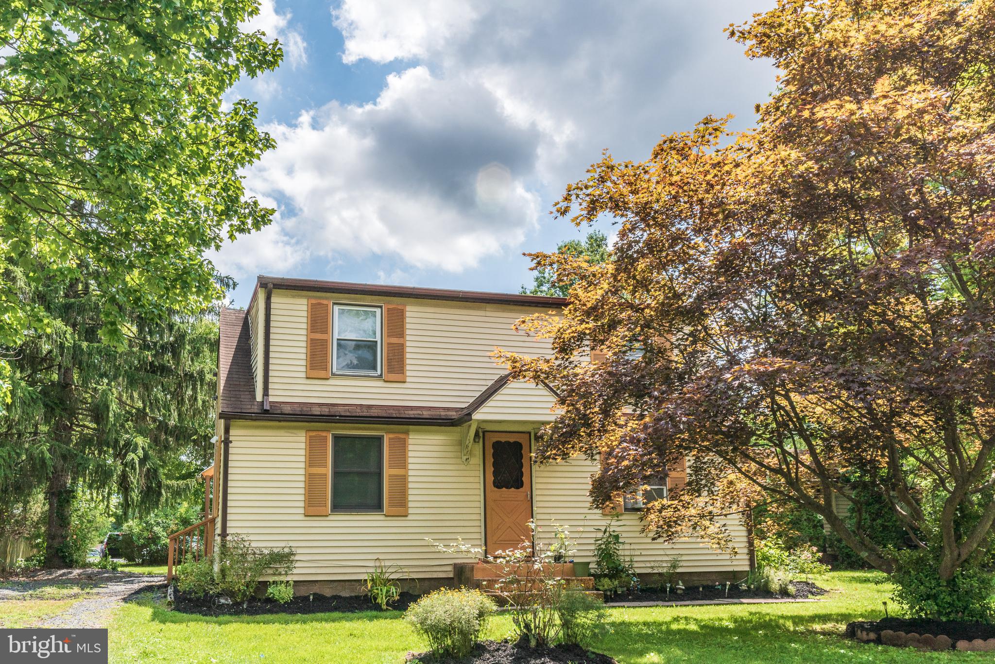 22 Morris Road Quakertown, PA 18951 - Photo 1 of 28 Front Exterior