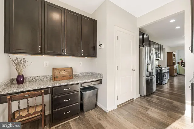 $899,000 | 12080 Sunflower Field Place, Lovettsville, VA 20180