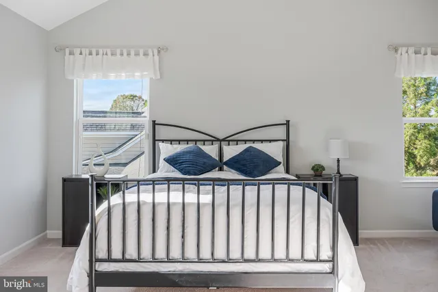 $899,000 | 12080 Sunflower Field Place, Lovettsville, VA 20180