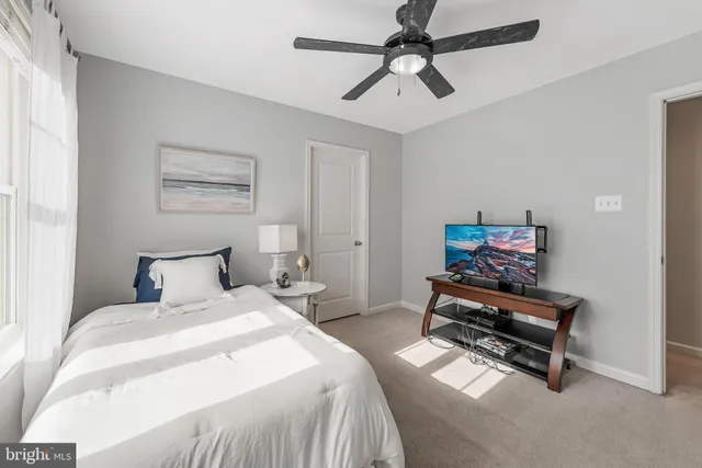 $899,000 | 12080 Sunflower Field Place, Lovettsville, VA 20180