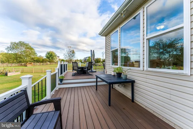 $899,000 | 12080 Sunflower Field Place, Lovettsville, VA 20180