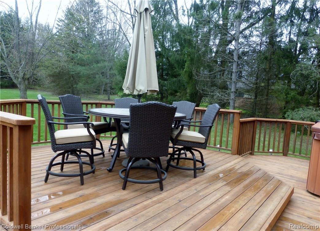 9550 Pine Knob Road Clarkston, MI 48348 - Photo 36 of 38 32.JPG