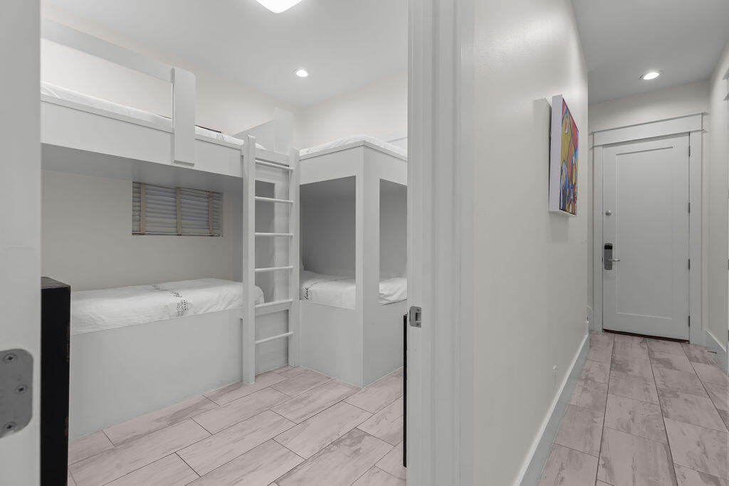 33 Caicos Cay Destin, FL 32541 - Photo 20 of 99 First Floor Bunk Room