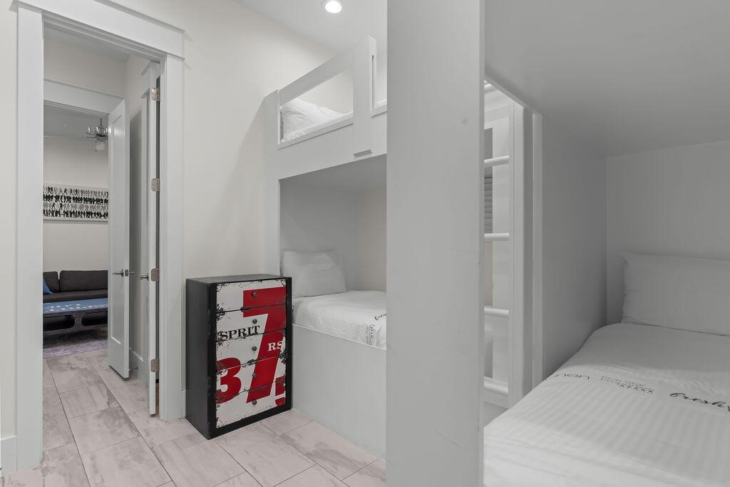 33 Caicos Cay Destin, FL 32541 - Photo 22 of 99 First Floor Bunk Room