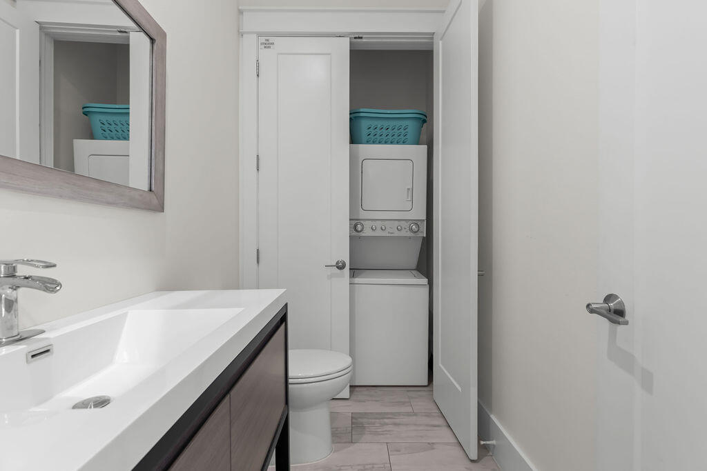 33 Caicos Cay Destin, FL 32541 - Photo 35 of 99 Second Floor Half Bath and Laundry