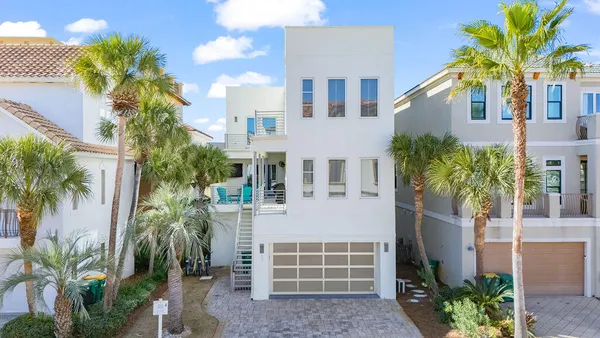 $2,395,000 | 33 Caicos Cay, Destin, FL 32541