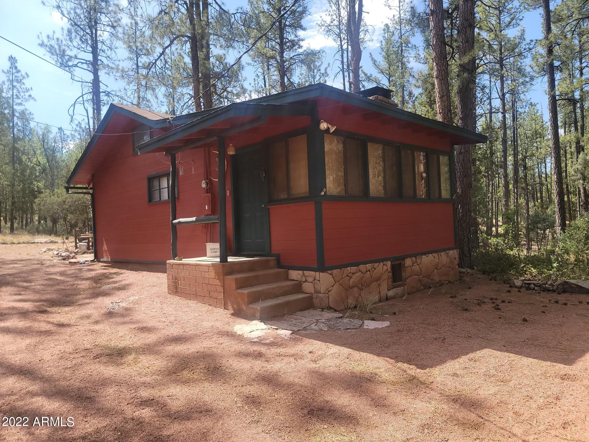 391 West Diamond Road Payson, AZ 85541 - Photo 1 of 33 a front view of a house with a yard
