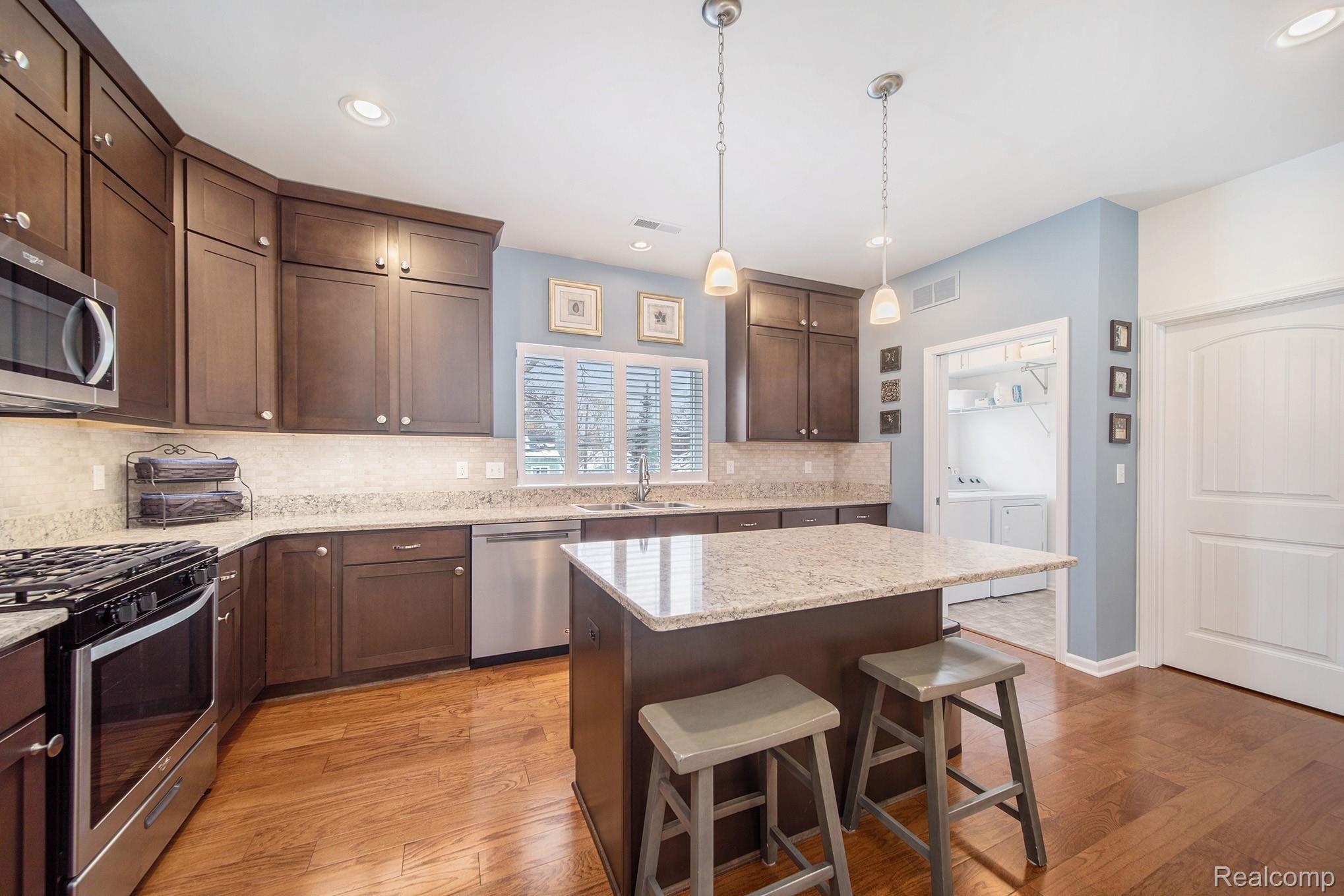 2681 Harvard Road Berkley, MI 48072 - Photo 13 of 35 2681 Harvard_35.jpg