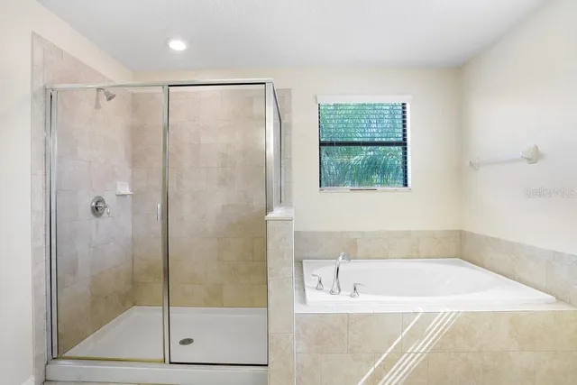 $550,000 | 13921 Felix Will Road, Riverview, FL 33579