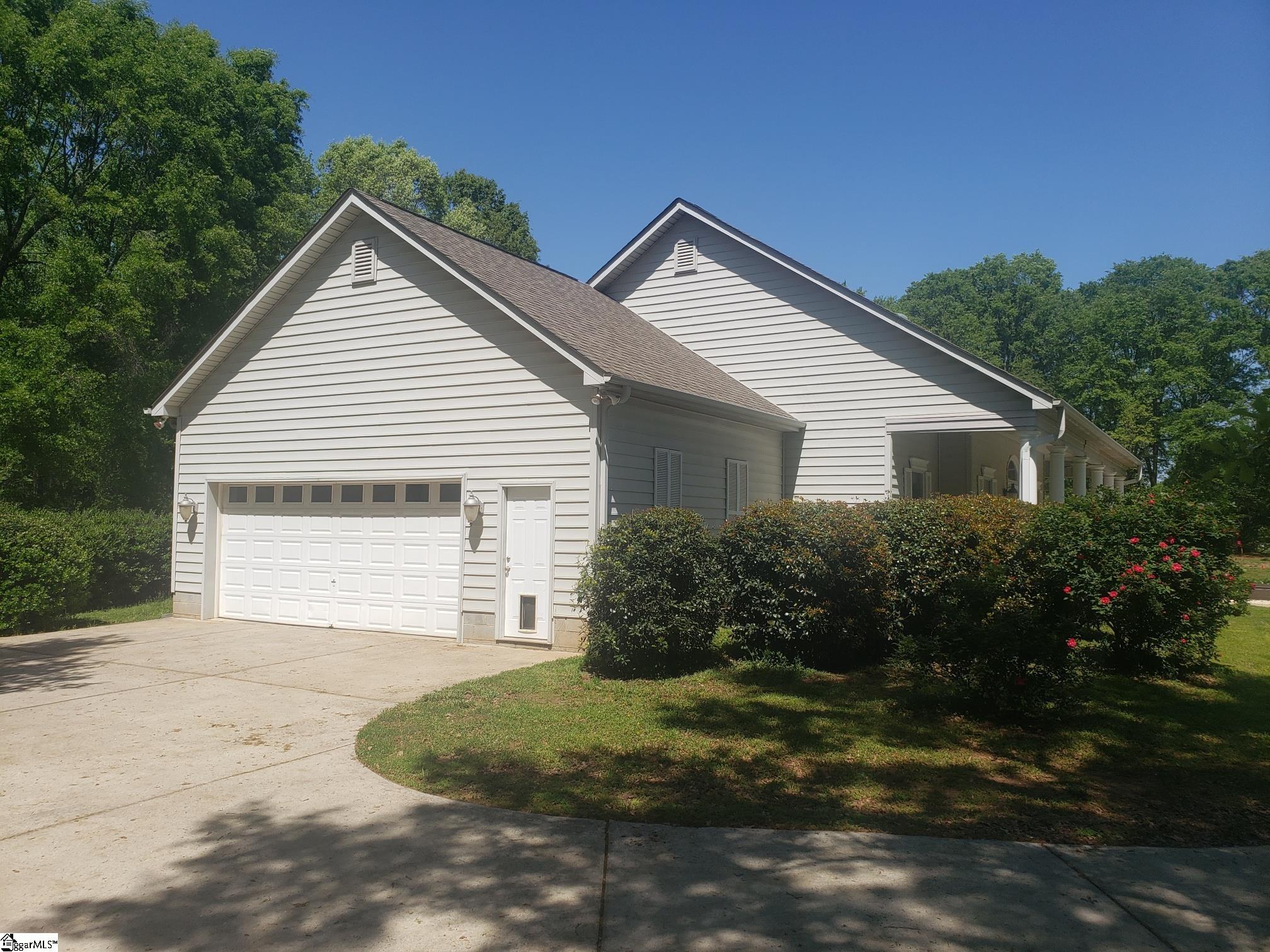 126 Morton Road Simpsonville, SC 29681 - Photo 29 of 36 Gallery Image 29