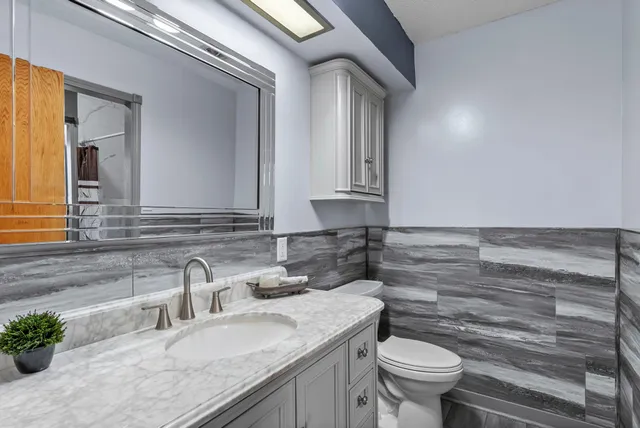 $575,000 | 6328 Riverdale Drive Northwest, Ramsey, MN 55303