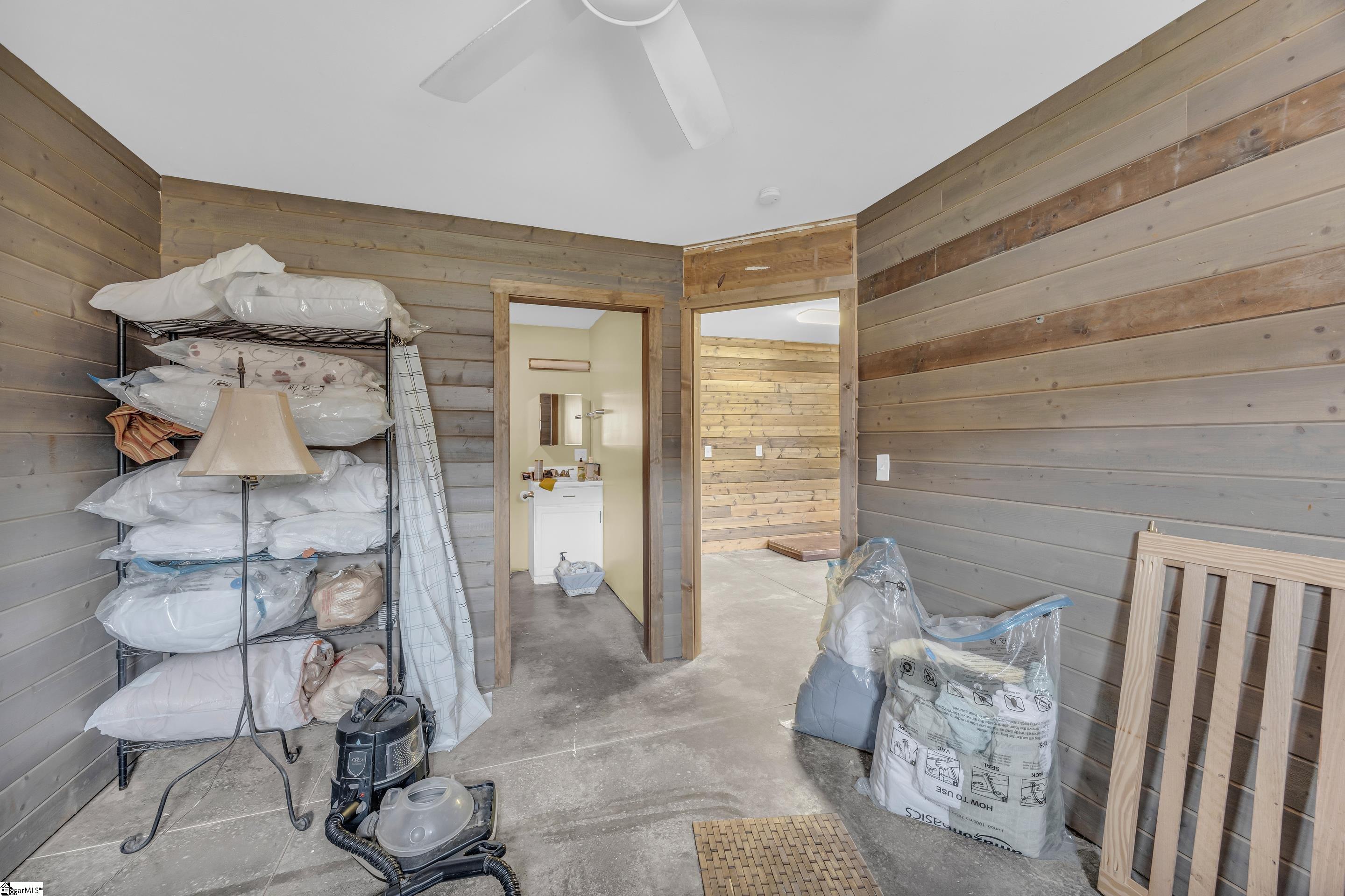 665 Oconee Creek Road Walhalla, SC 29691 - Photo 12 of 48 Full Apartment in Shop