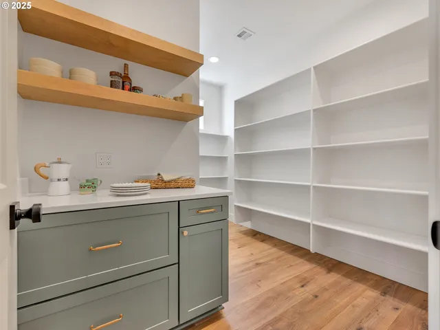 $859,500 | 1054 Picture Place, Gearhart, OR 97138