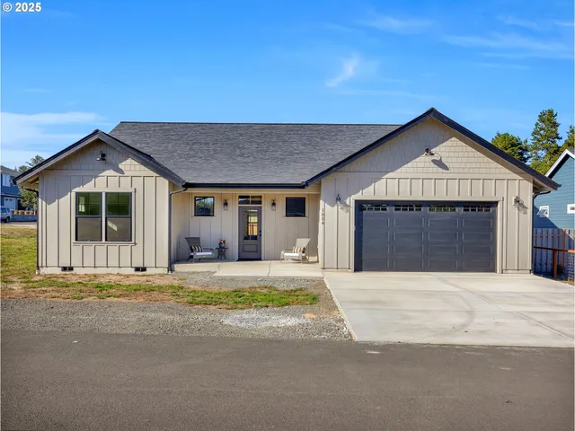 $859,500 | 1054 Picture Place, Gearhart, OR 97138