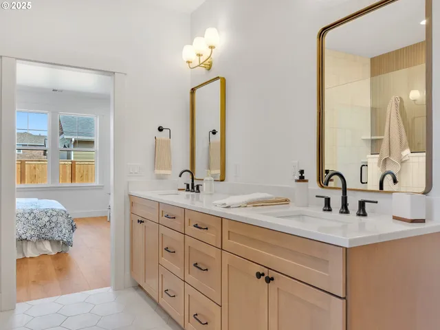 $859,500 | 1054 Picture Place, Gearhart, OR 97138