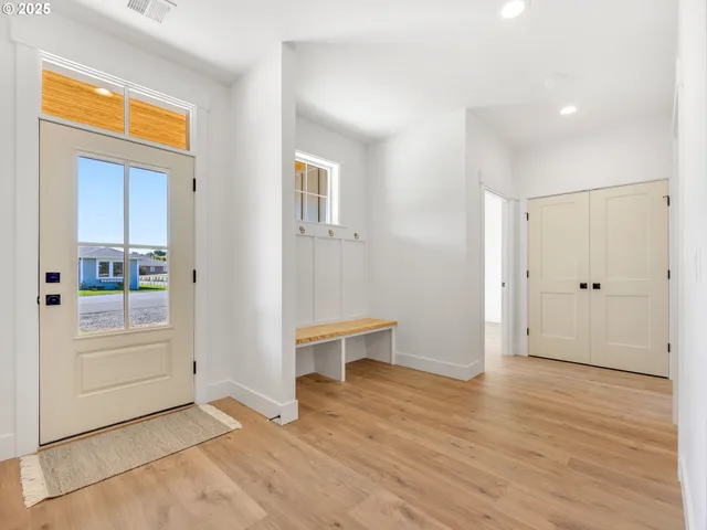 $859,500 | 1054 Picture Place, Gearhart, OR 97138