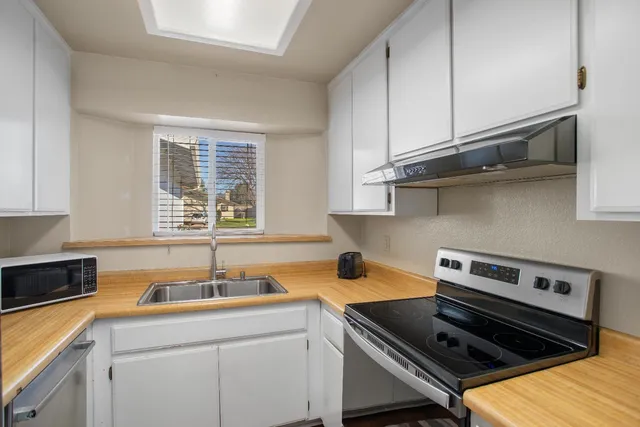 $392,000 | 115 Muir Circle, Woodland, CA 95695