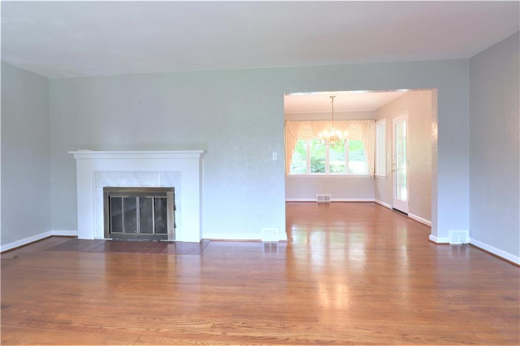 9301 Barnes Lake Road Irwin, PA 15642 - Photo 6 of 22 Gallery Image 6