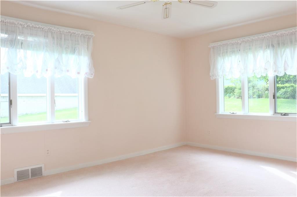 9301 Barnes Lake Road Irwin, PA 15642 - Photo 9 of 22 Gallery Image 9