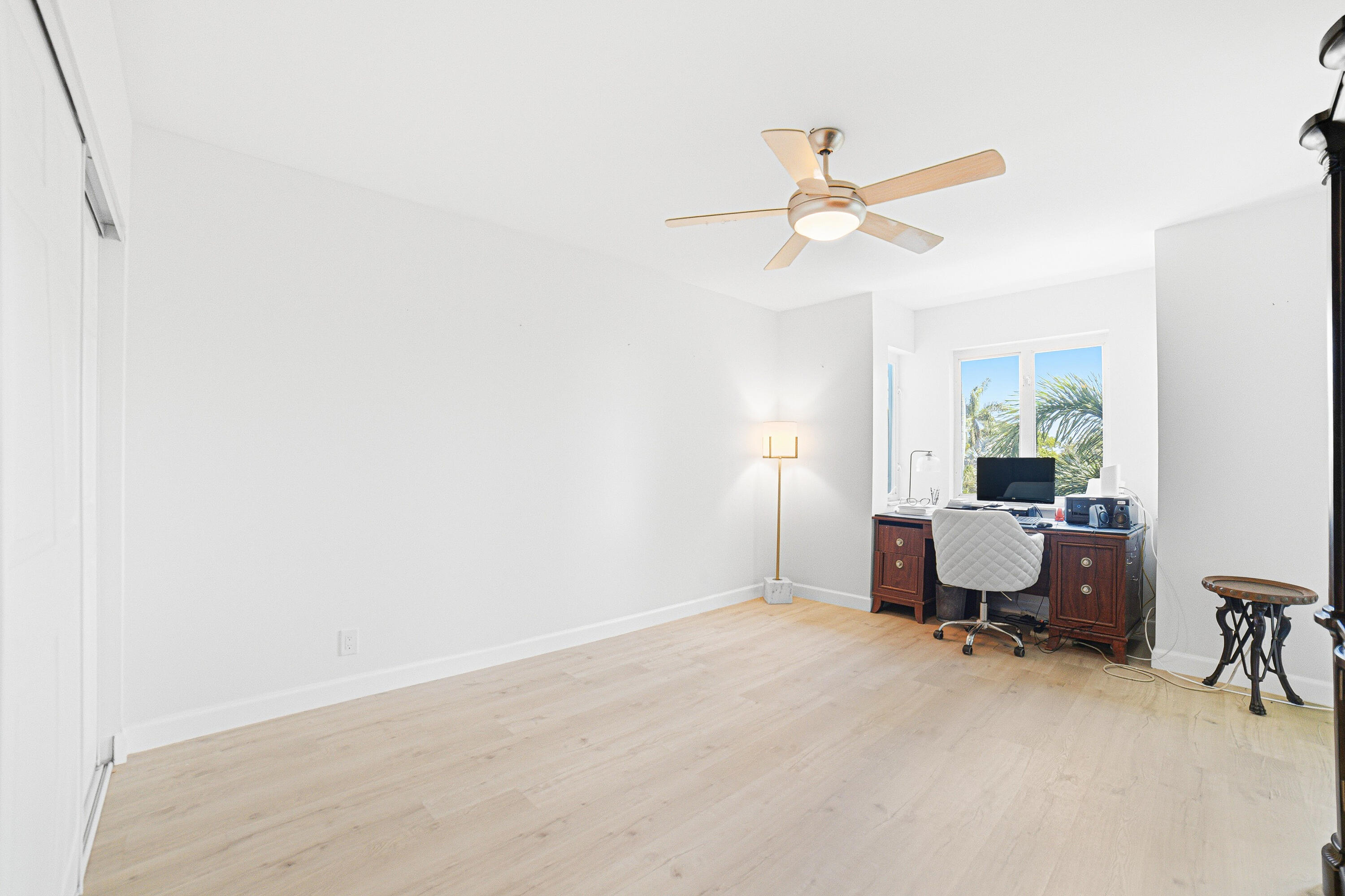 100 Southeast 5th Avenue Boca Raton, FL 33432 - Photo 29 of 51 Bedroom2