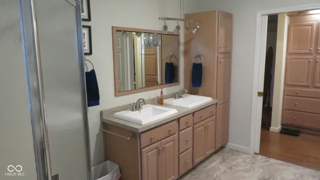 $785,000 | 6070 South 1000th Street East, Brazil, IN 47834