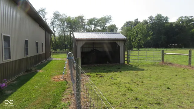 $785,000 | 6070 South 1000th Street East, Brazil, IN 47834