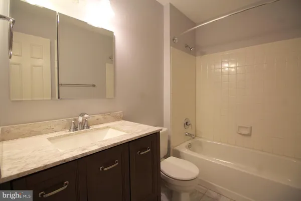 $3,495 | 3186 Cantrell Lane, Fairfax, VA 22031