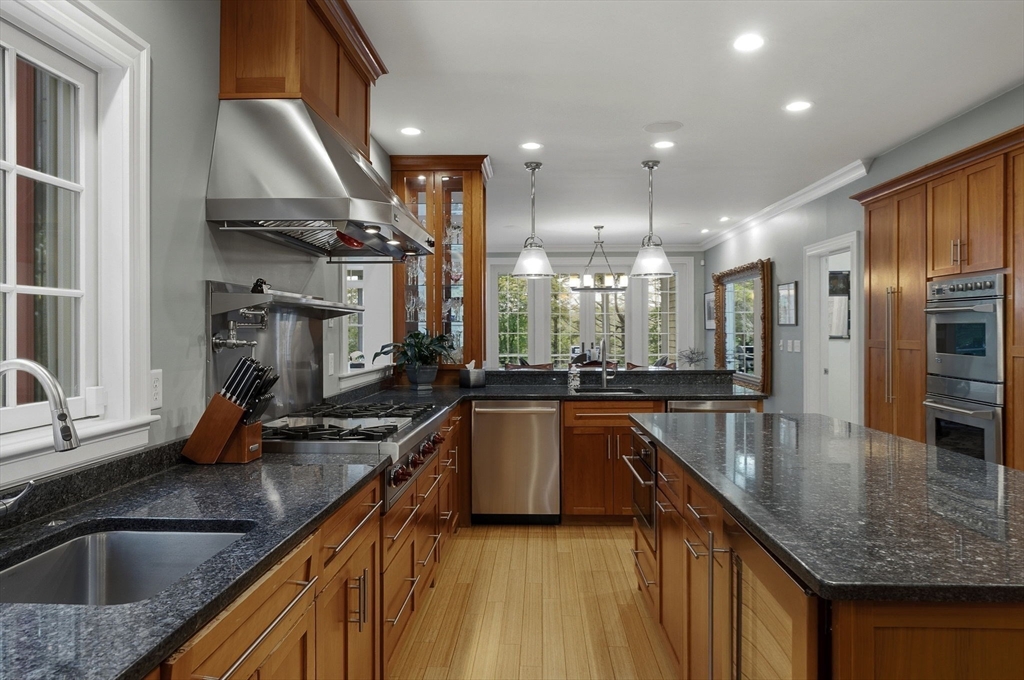 70 Warren Avenue Harvard, MA 01451 - Photo 23 of 41