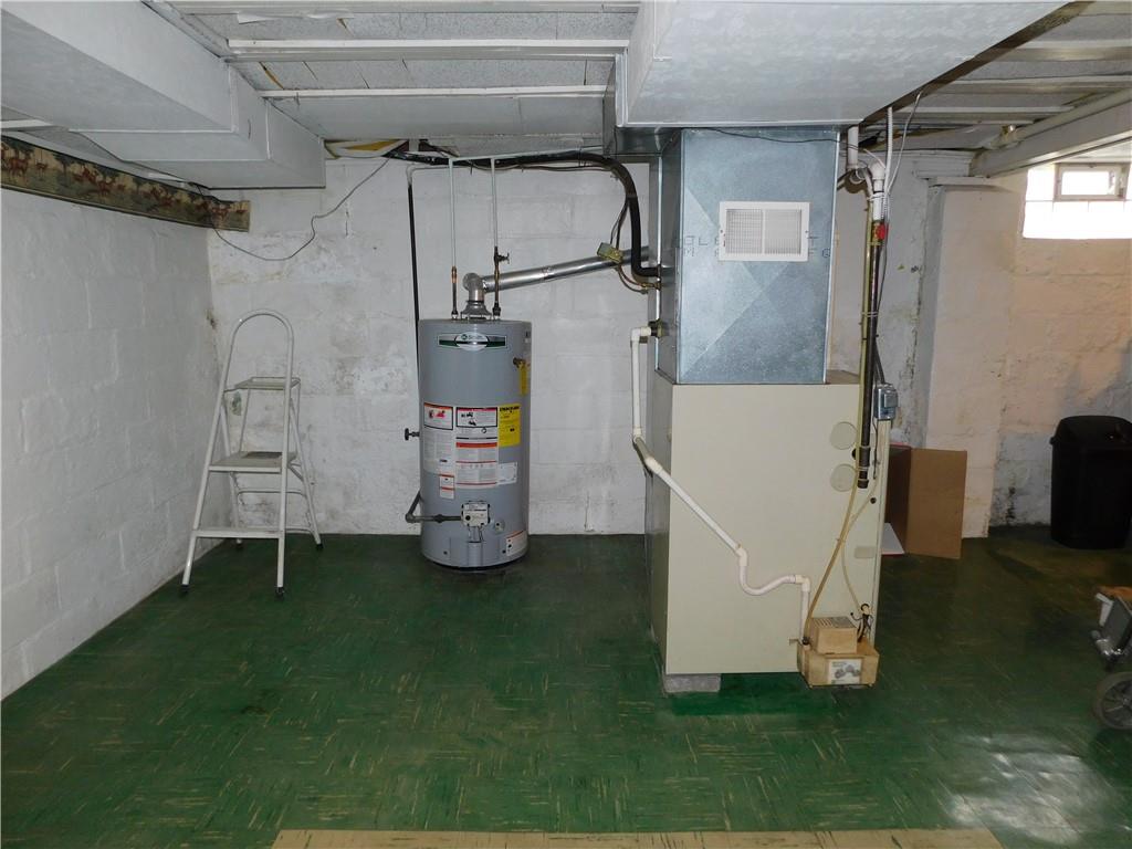 618 Morgantown Road Uniontown, PA 15401 - Photo 20 of 20 a view of a room with gym equipment and a table