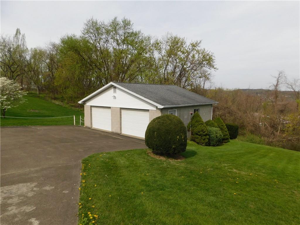618 Morgantown Road Uniontown, PA 15401 - Photo 5 of 20 a view of outdoor space and yard