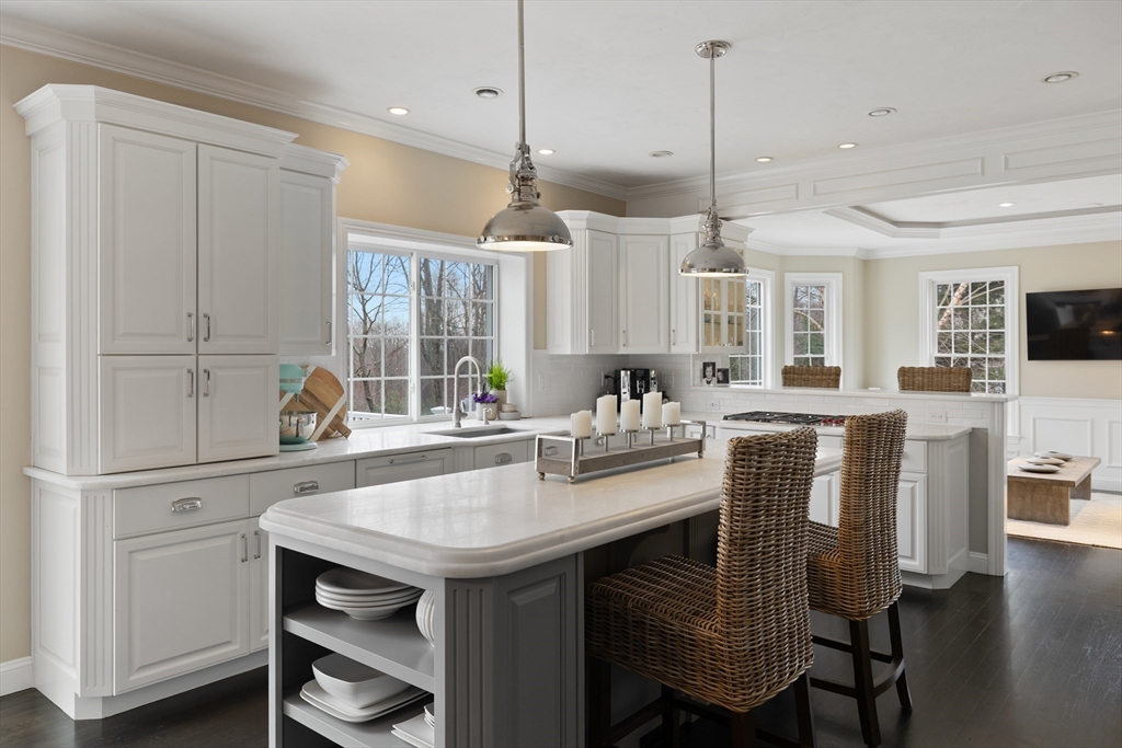 52 Connelly Hill Road Hopkinton, MA 01748 - Photo 5 of 42 Gallery Image 5