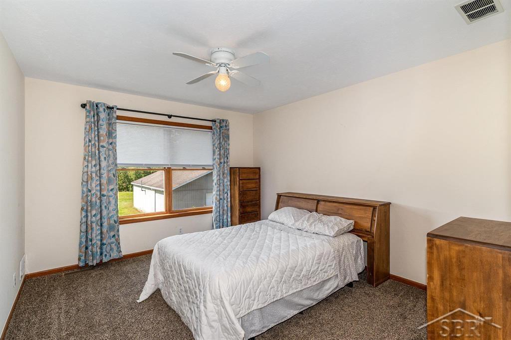247 5 Mile Road Midland, MI 48640 - Photo 15 of 34 Gallery Image 15