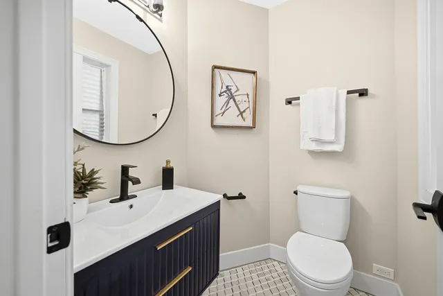 $629,000 | 5032 South Michigan Avenue, Chicago, IL 60615