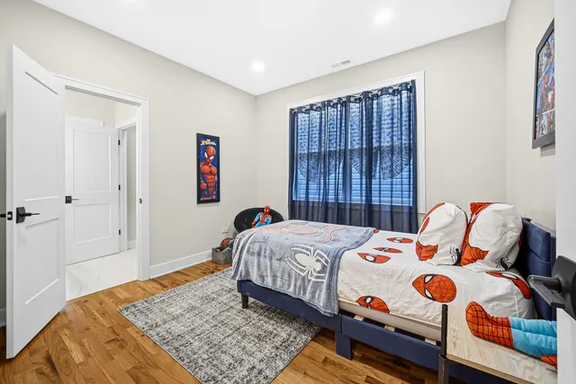 $629,000 | 5032 South Michigan Avenue, Chicago, IL 60615