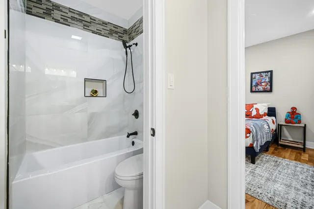 $629,000 | 5032 South Michigan Avenue, Chicago, IL 60615