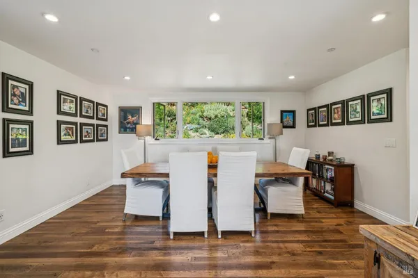 $2,595,000 | 10 Elkhorn Way, San Anselmo, CA 94960