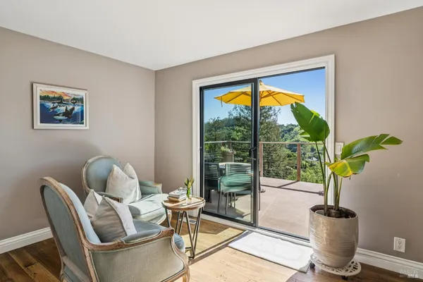 $2,595,000 | 10 Elkhorn Way, San Anselmo, CA 94960