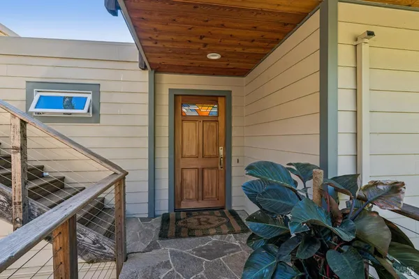 $2,749,000 | 10 Elkhorn Way, San Anselmo, CA 94960