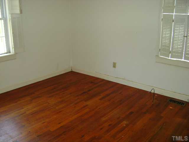 2618 Springhill Avenue Raleigh, NC 27603 - Photo 3 of 5