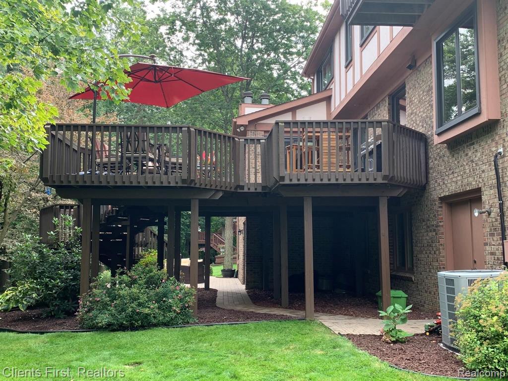 31231 Country Ridge Circle Farmington Hills, MI 48331 - Photo 10 of 73