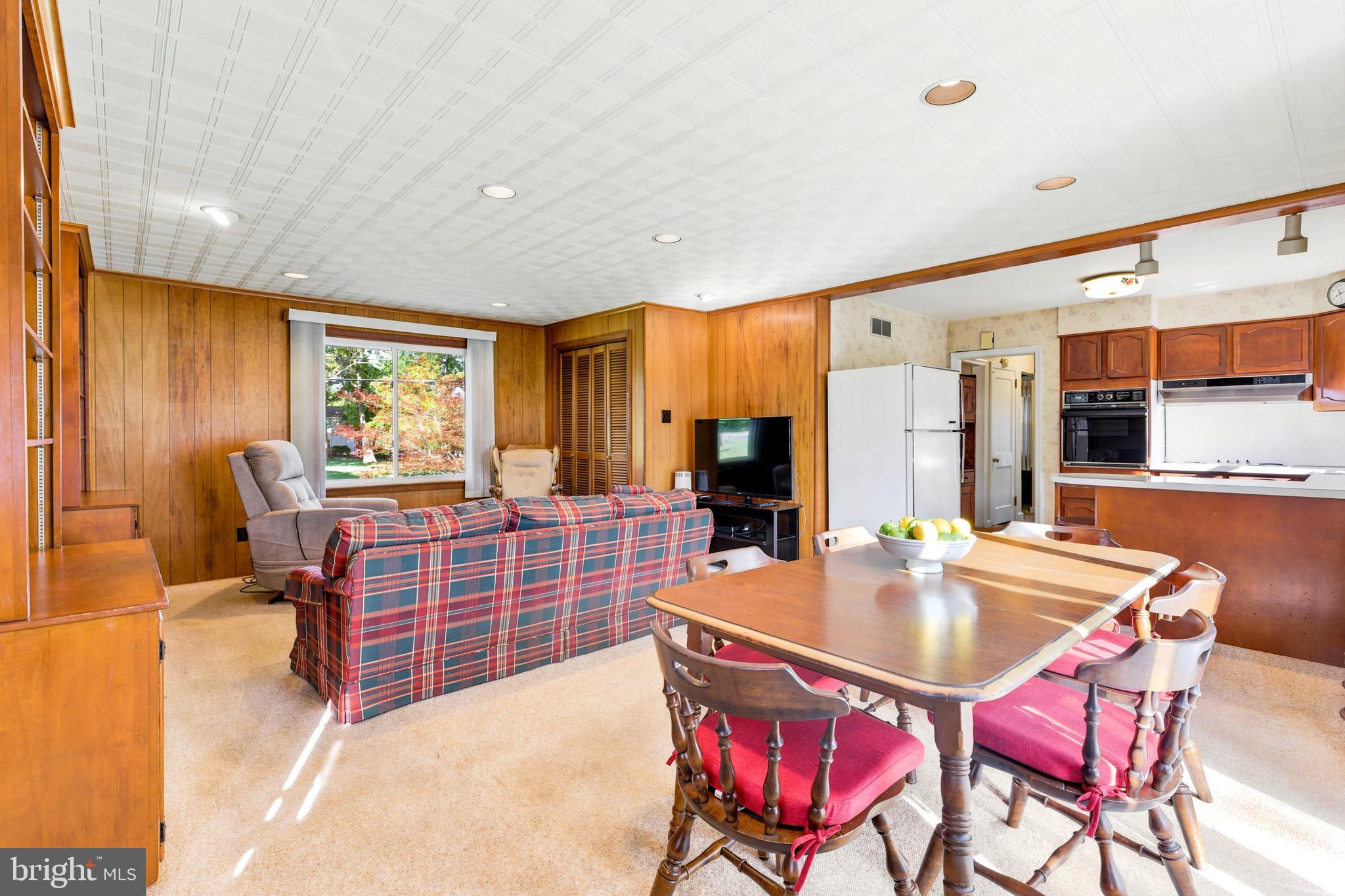 905 Allentown Road Lansdale, PA 19446 - Photo 3 of 13