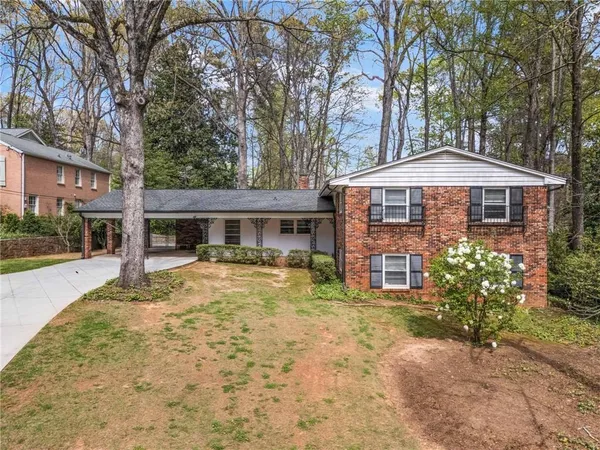 $6,000 | 274 Land O Lakes Court Northeast, Atlanta, GA 30342