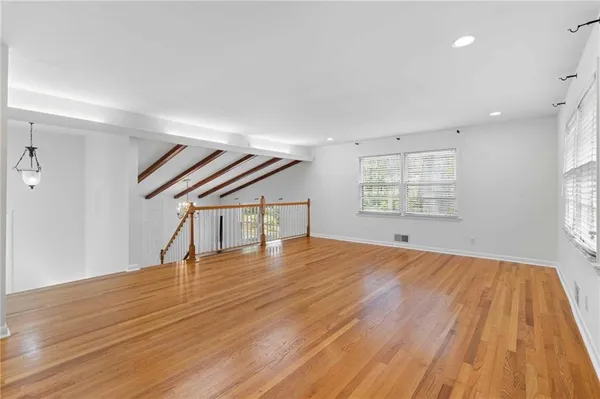 $6,000 | 274 Land O Lakes Court Northeast, Atlanta, GA 30342