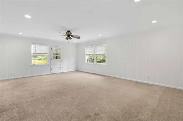 $6,000 | 274 Land O Lakes Court Northeast, Atlanta, GA 30342