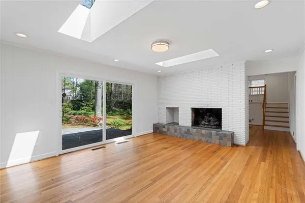 $6,000 | 274 Land O Lakes Court Northeast, Atlanta, GA 30342