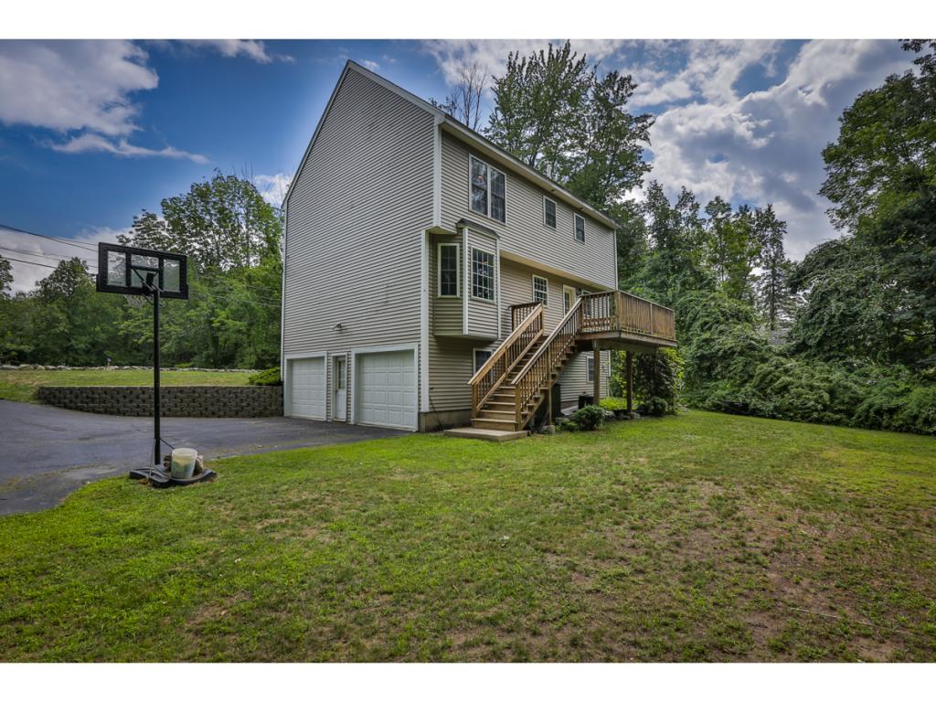 20 Sand Hill Road Salem, NH 03079 - Photo 3 of 23